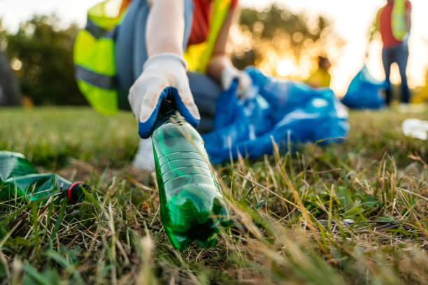 Best Commercial Cleanout Services  in Mission Nyon, CA